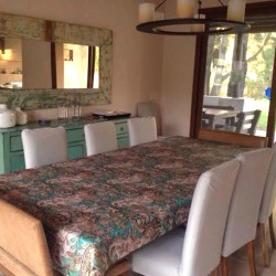 Mantel Impermeable arabescos verde seco