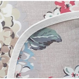 Mantel Impermeable hortensias beige