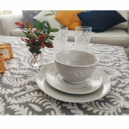 Mantel gabardina dibujos gris y blanco