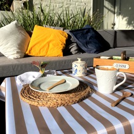 Mantel Impermeable rayado blanco y beige