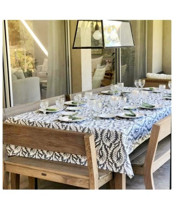 Mantel gabardina dibujos gris y blanco