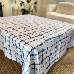 Mantel antimanchas batik azul y blanco