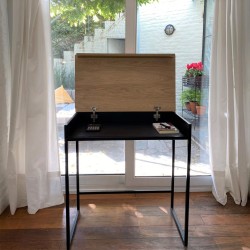 Escritorio pequño con tapa madera
