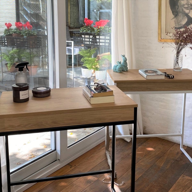 Escritorio pequño con tapa madera