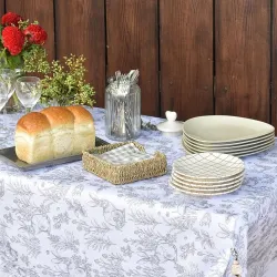 Pili Deco.Mantel de tela antimanchas dibujo negro y beige