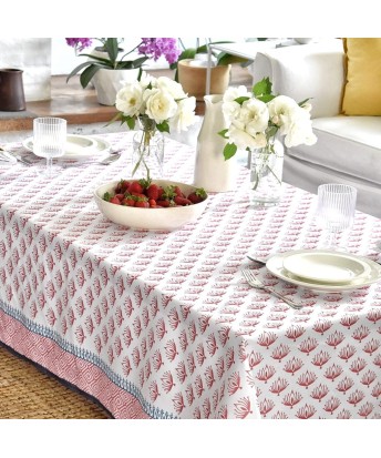 Pili Deco.Mantel antimanchas jardines agua