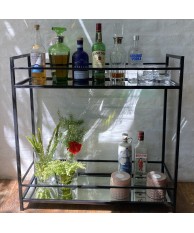 Bar con espejo dorado | Pili Deco
