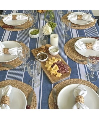 Mantel antimanchas raya griega celeste y blanco | Pili Deco