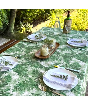 Pili Deco.Mantel antimanchas helechos
