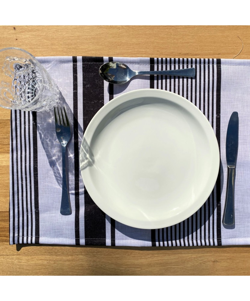 Individual antimanchas raya griega lino negro | Pili Deco