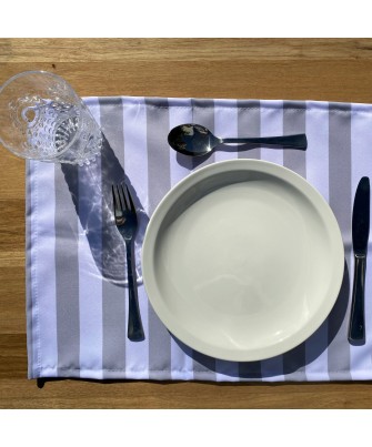 Individual antimanchas rayas gris y blanco | Pili Deco