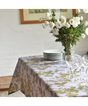 Mantel antimanchas flores oliva y lila | Pili Deco