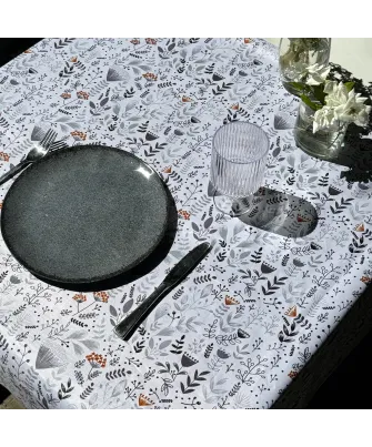 Mantel impermeable florcitas gris | Pili Deco