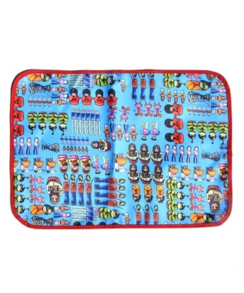 individual impermeable soldaditos fondo celeste